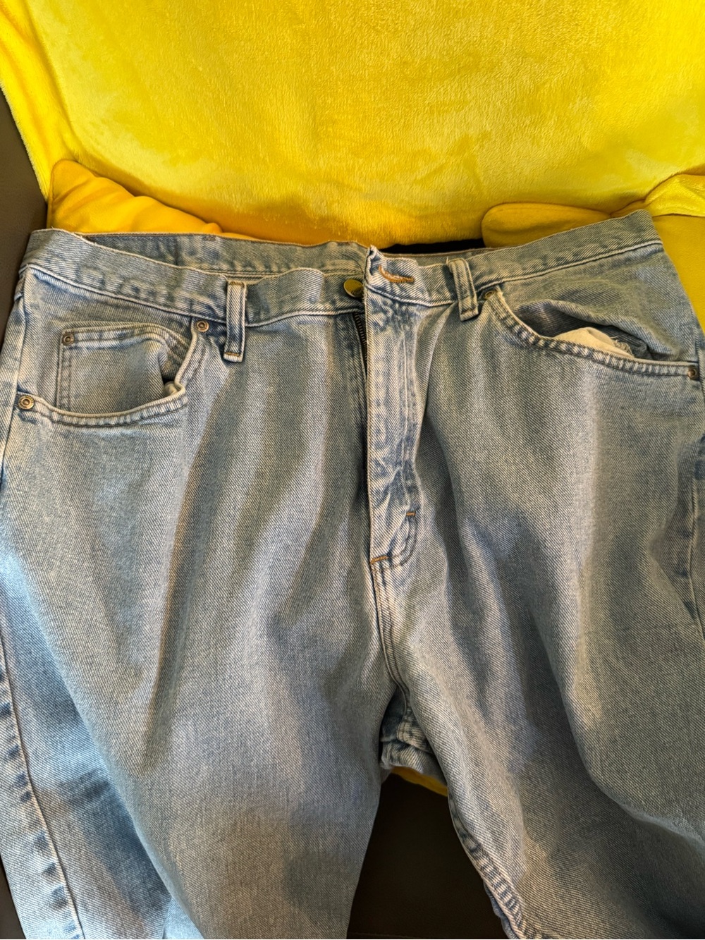 Wrangler Light Blue Relaxed Fit Men's Jeans